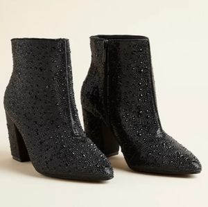 BRAND NEW IN BOX NEVER WORN Torrid x Betsey Johnson Black Sparkle Boots Size 11